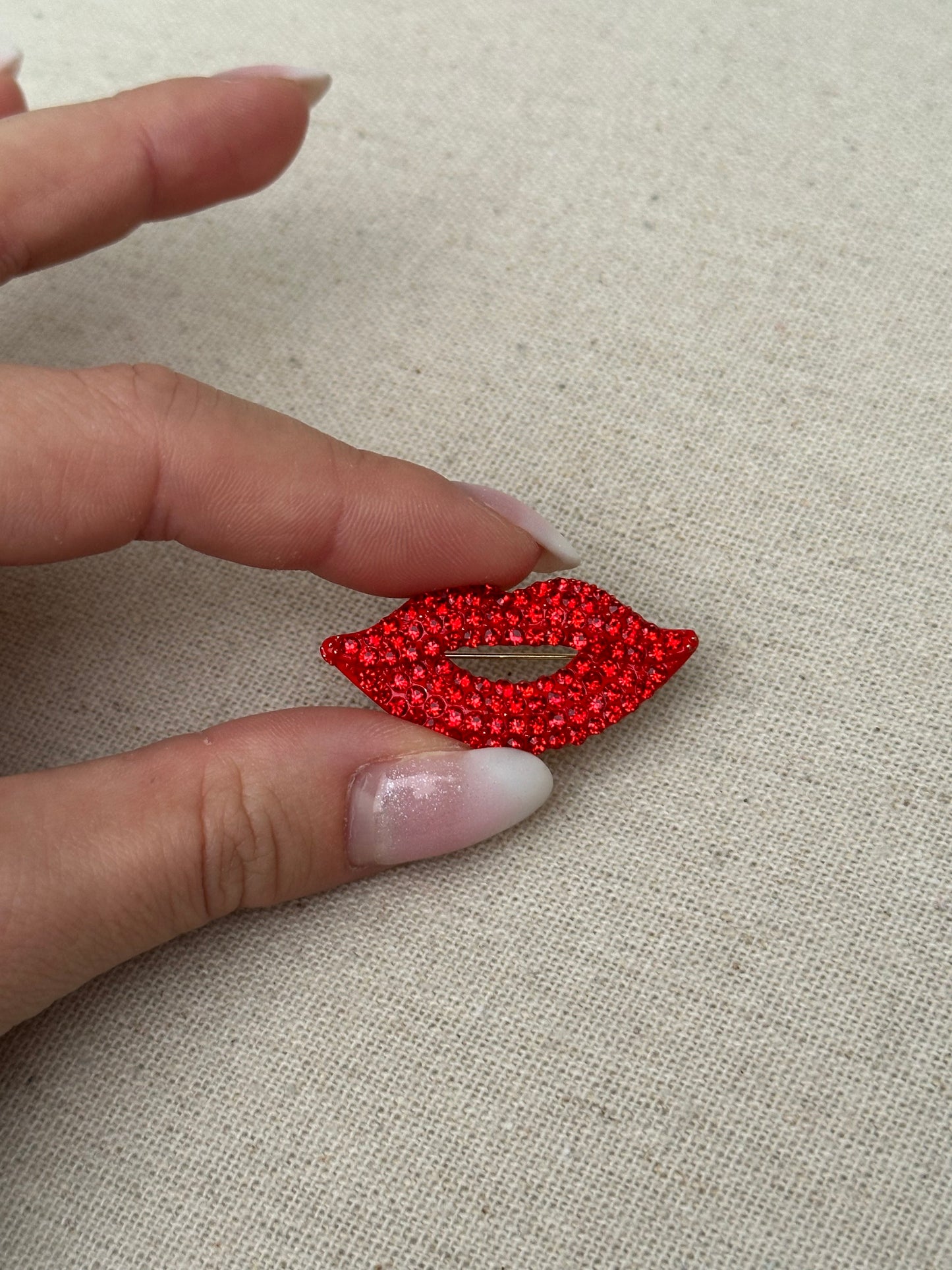 Broche Red Kiss